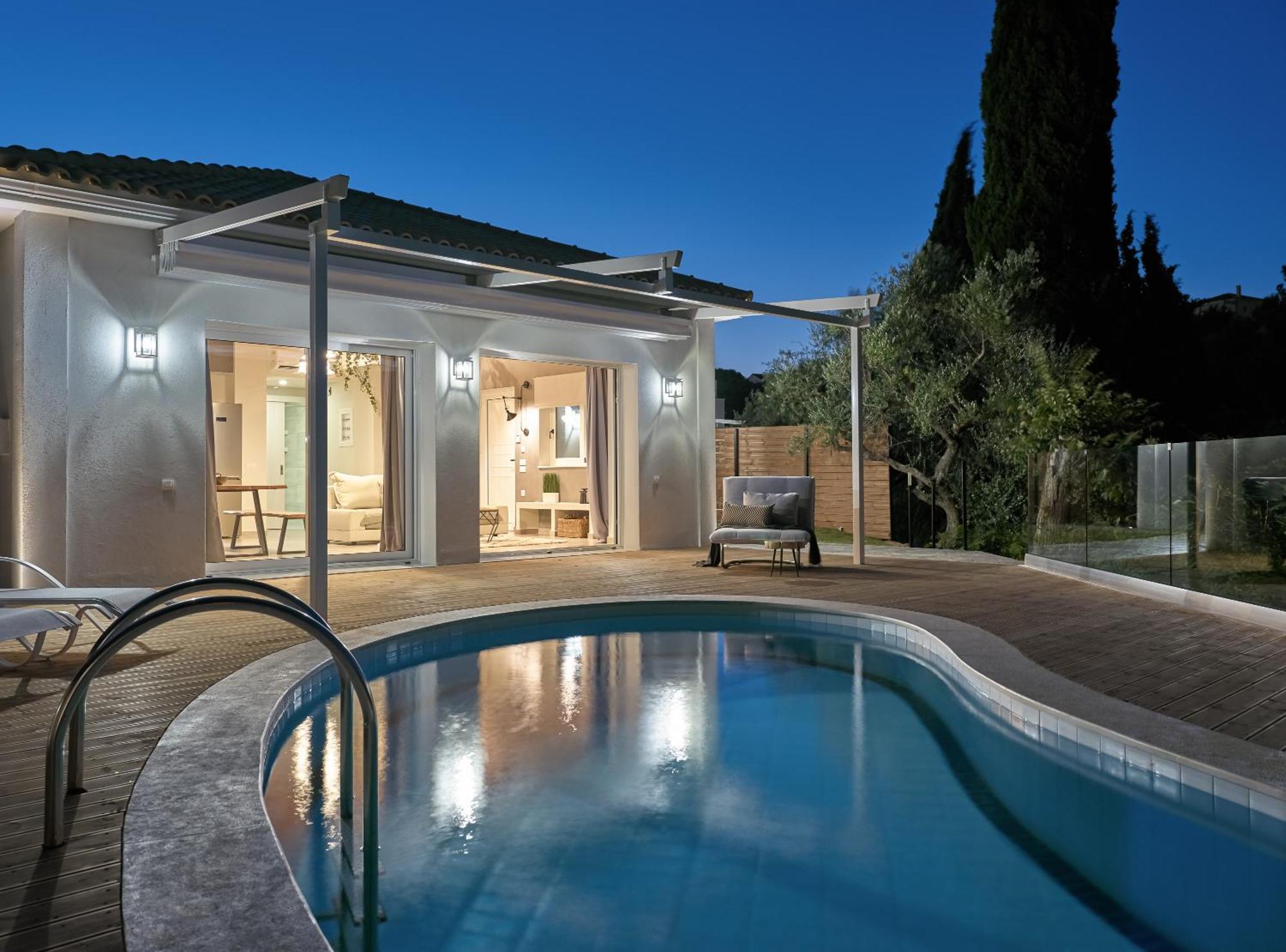 Chris & Jo Villas, Enchanting Escapes, With Heated Pools & Seaviews By Thinkvilla Zakynthos Town Exterior foto